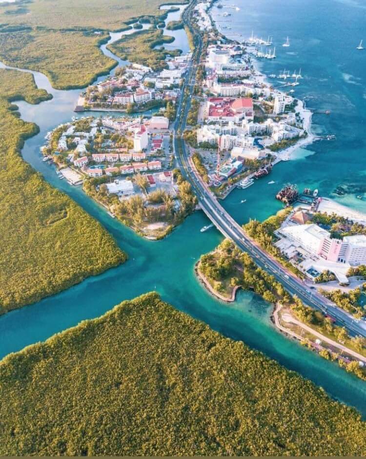Aerial photo of el embarcadero
