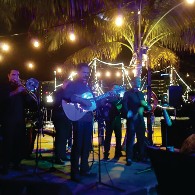 Salsa Nights at Sirenas Raw Bar